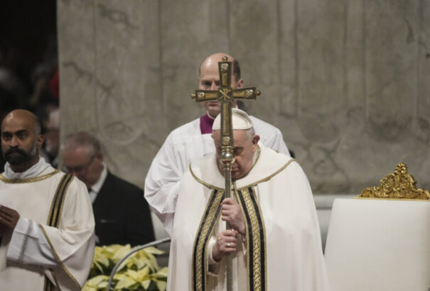 Ferenc pápa: Betlehemben a fegyverek zaja ma sem ad helyet a gyermek Jézusnak