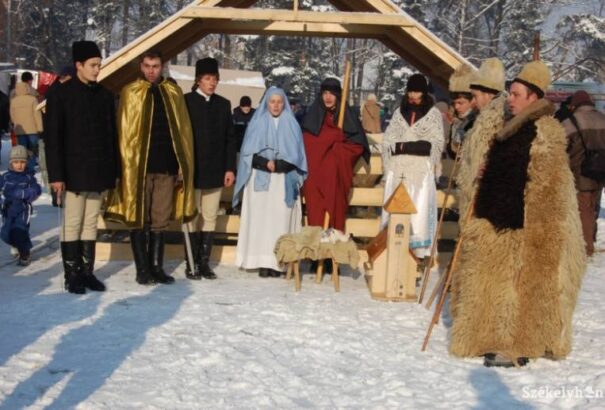 Regölés és betlehemezés – ünnepi népszokásaink eredete