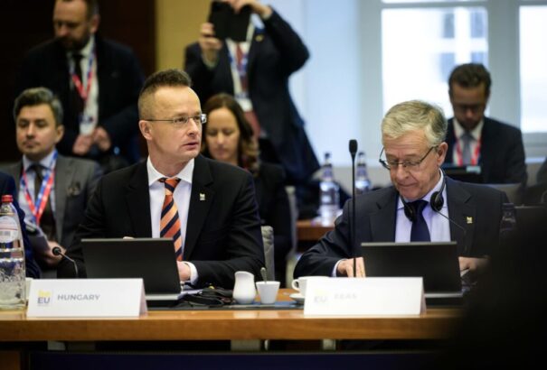 Szijjártó Péter: Nem szabad összekeverni az ideológiai-politikai kérdéseket a gazdasági együttműködéssel