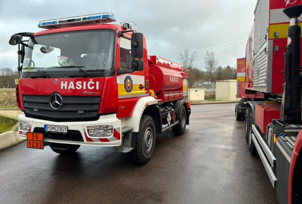 Megkezdték munkájukat a szlovák tűzoltók Franciaországban