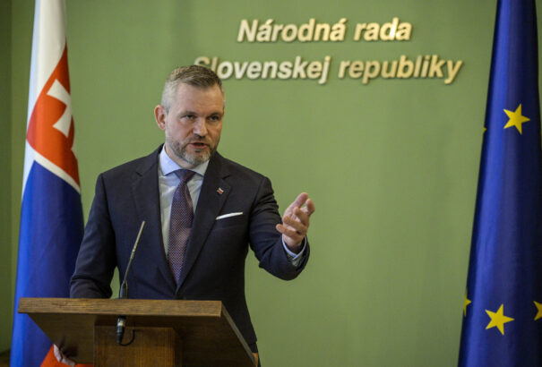 Pellegrini hétfőn hirdeti ki az alkotmánybíró-választást