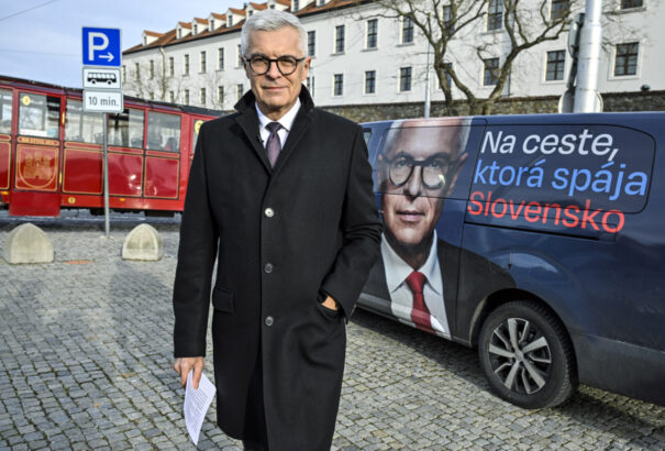 Államfőválasztás – Hat parlamenten kívüli párt támogatja Korčokot