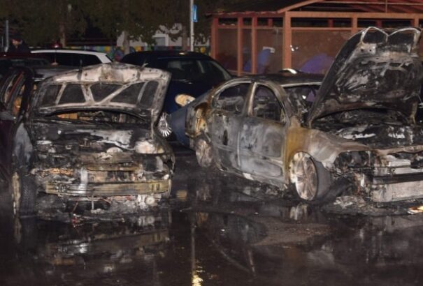 A rendőrség elfogta a dunaszerdahelyi autógyújtogatót – Képekkel