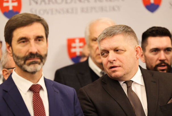 Blanár a V4-ek újraélesztését szeretné. Fico megdicsérte minisztere külpolitikáját