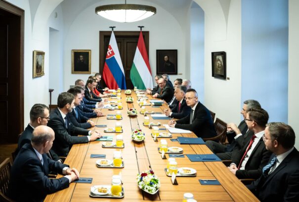 Horony Ákos a Körképnek az Orbán-Fico találkozó után: Ez több volt, mint kötelező udvariasság (Interjú)