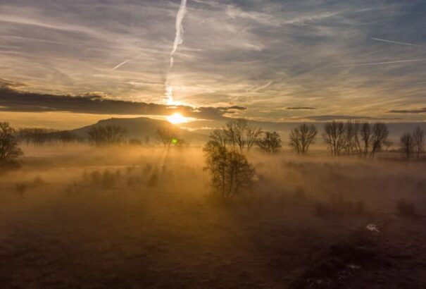 Borult, esős idővel indul az év