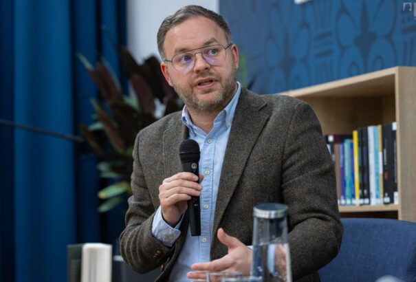 Magyarország nyitott arra, hogy az uniós pénzt Kijev megsegítésére fordítsák, de feltételekkel