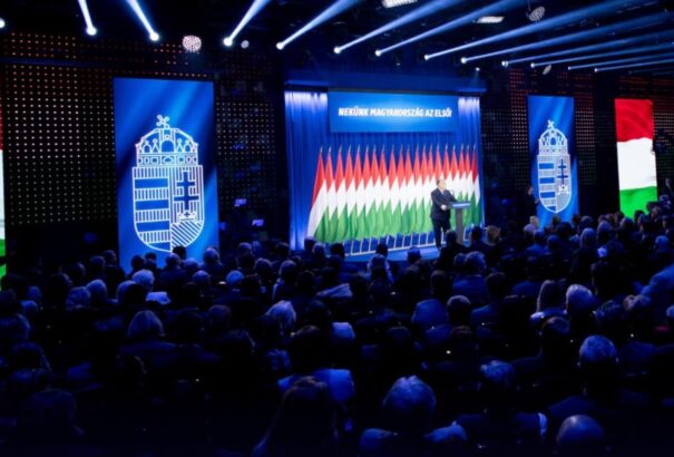 Orbán Viktor: Brüsszel magára hagyta az európaiakat