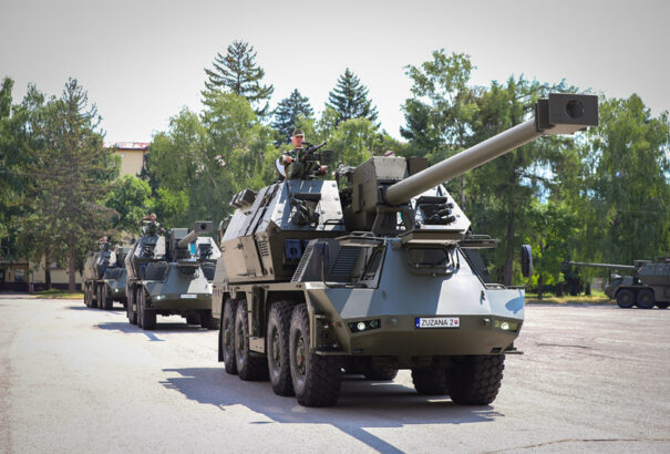 Úgy fest, Trumpnak mégis meg kell majd védenie Szlovákiát (is)