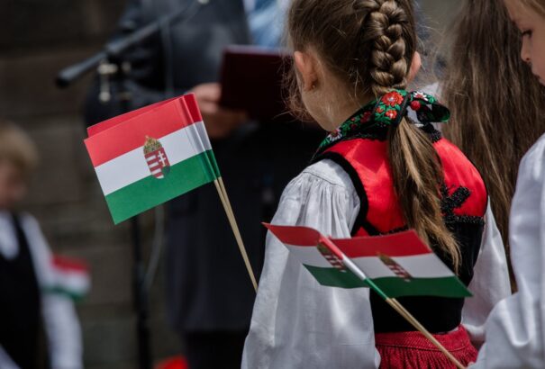 Felmérés: a romániai magyarok több mint 60 százaléka magyar állampolgár is