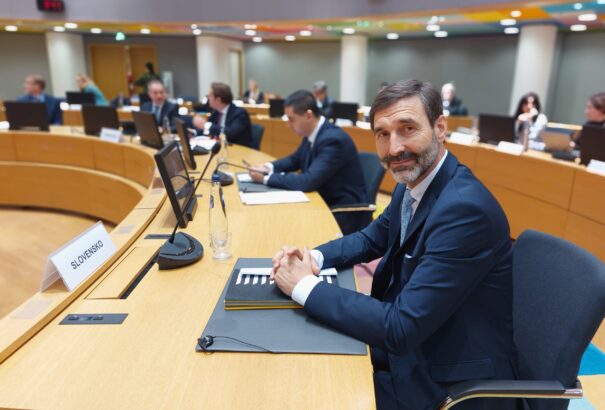 Blanár a háború második évfordulóján Ukrajna támogatása mellett állt ki