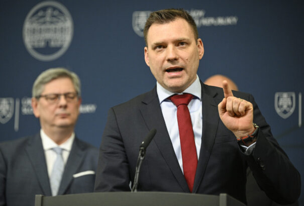 Taraba: A kormány joggal várja el, hogy ne az elnöki hivatal vezesse a Titkosszolgálatot