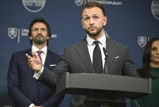 Šutaj Eštok belengetett egy alkut az államfőnek