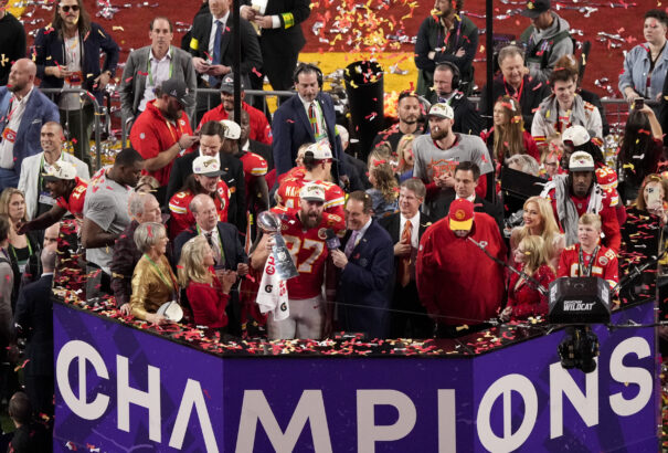 NFL Super Bowl: hosszabbításban nyert a Kansas City Chiefs