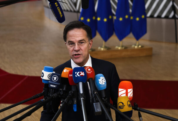 Mark Rutte kiakadt: „Európa hagyja abba a nyafogást Trump miatt”