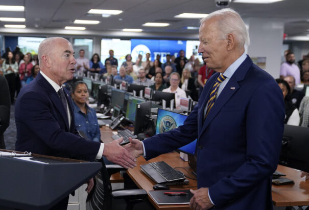 A republikánusok elmozdítanák az amerikai belbiztonsági minisztert