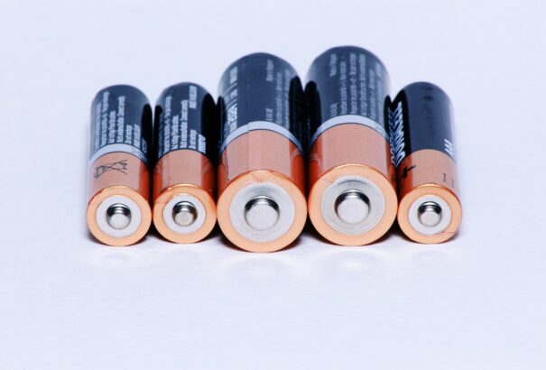 Hosszú élettartamú elemek energiaigényes eszközökbe