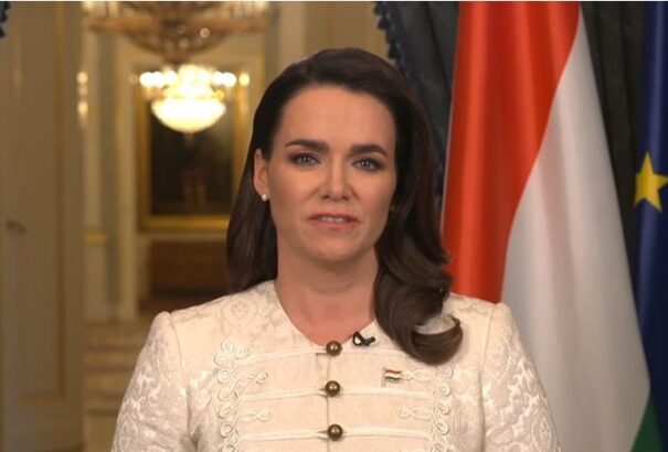 Rendkívüli hír: Lemondott Novák Katalin magyar államfő