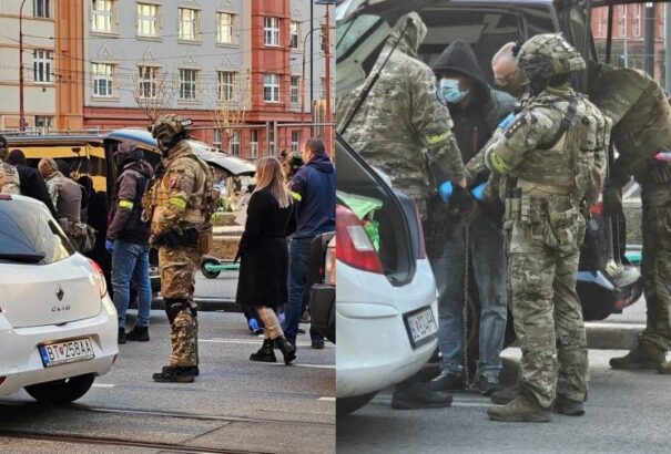Látványos kommandós rajtaütés Pozsonyban és Somorján – Drogot kerestek