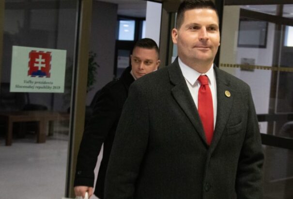 Mégis tizenegyen indulnak az elnökválasztáson