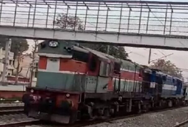 70 kilométeren át száguldott mozdonyvezető nélkül egy 53 kocsiból álló szerelvény