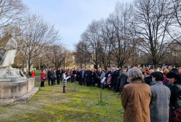 Simon Bódis Enikő: Égni kell, égni kell annak, aki gyújtani akar!