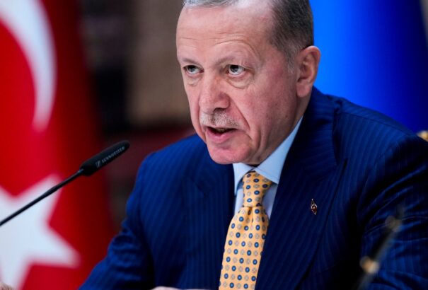 Erdogan: Törökország határozottan kiáll a Hamász mellett