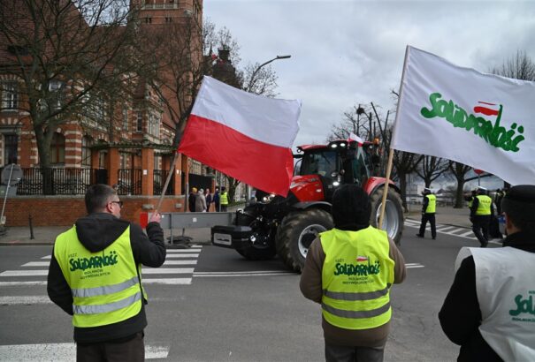 A litván határon is tüntetnek a lengyel gazdák