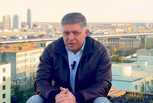 Fico: A parlament határozatban mondja ki, hogy nem küldünk katonákat Ukrajnába