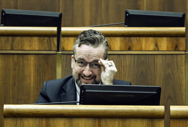 Blaha pert nyert az ESET-tel szemben