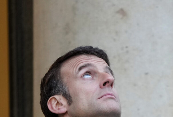 EP-választások: Kilométereket ver a francia szuverenista oldal Emmanuel Macron koalíciójára