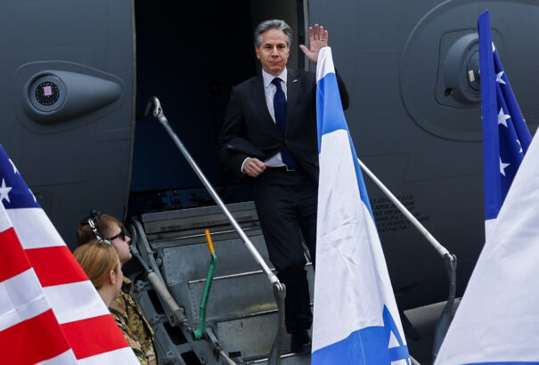 A fegyverszüneti és túszegyezményről, valamint a Rafah elleni műveletről tárgyalt Izraelben az amerikai külügyminiszter