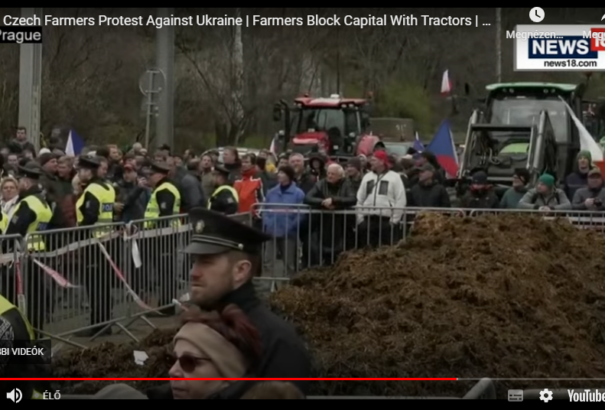 Gazdatüntetés: Trágyával „díszítették” a cseh kormányhivatal környékét – videók