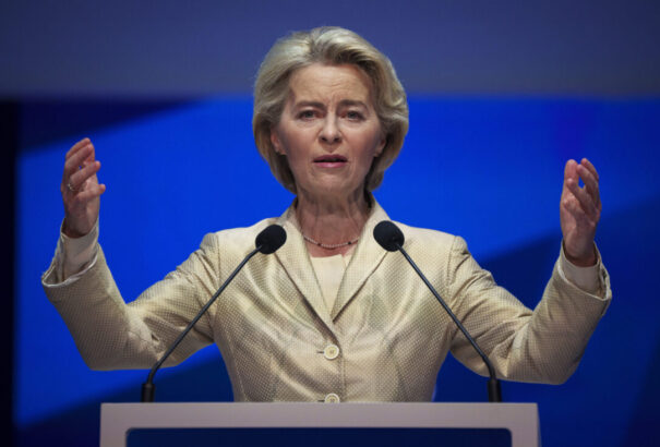 Tökéletes képmutatás és intrika az Európai Parlamentben. Jogállamiság álcája alatt növesztenék meg a liberális polip karjait