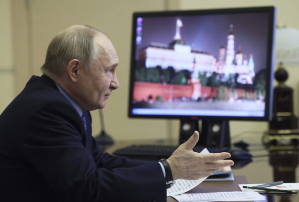 Putyin aláírta a sorozásról szóló rendeletet, 150 ezer új orosz katona rukkolhat be