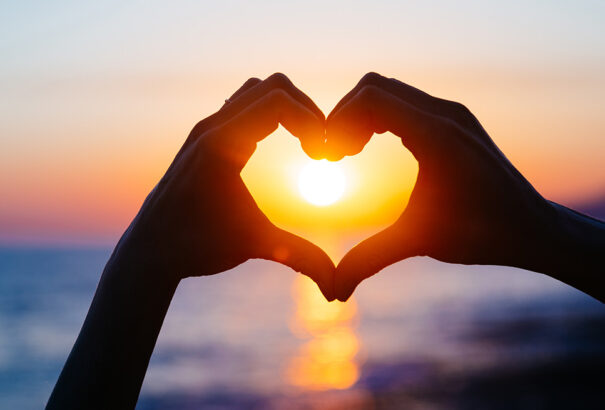 Felmérés: A lengyelek többsége támogatja a bejegyzett élettársi viszonyt az azonos nemű párok részére