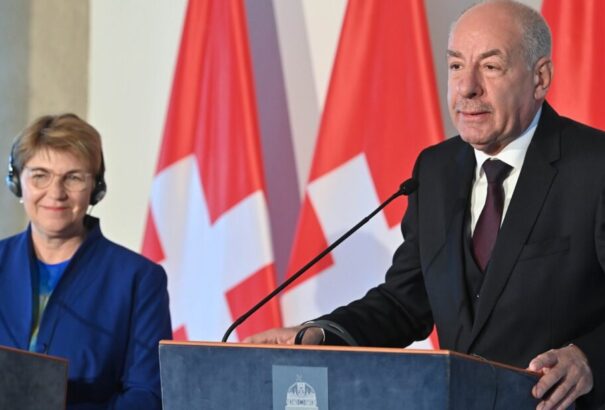 Sulyok Tamás: Svájcnak és Magyarországnak egyformán fontos a nemzeti szuverenitás