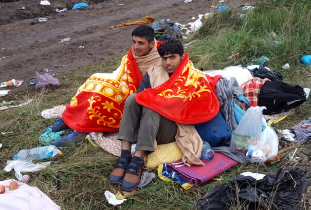 Kötelezettségszegési eljárással fenyegette meg az EU belügyi biztosa a migrációs paktumot megszegő tagállamokat