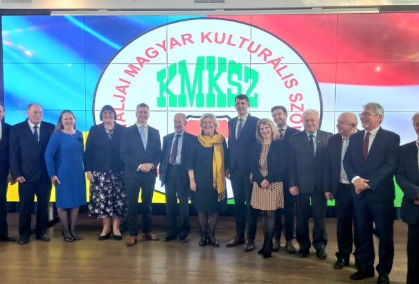 Szili Katalin: nekünk a béke és nemzettársaink biztonsága az elsődleges