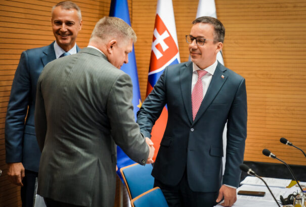 Lesz tizenharmadik nyugdíj, és senki sem kap 300 eurónál kisebb összeget