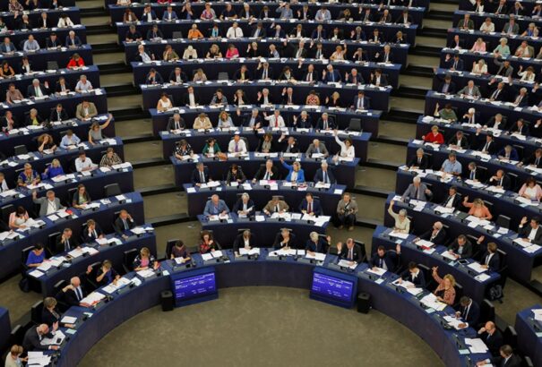 Az EP felszólította a tagállamokat, hogy ne ismerjék el Putyin újraválasztását