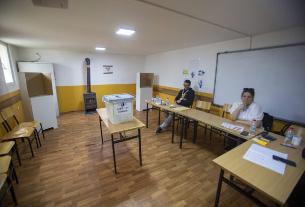 A helyi szerbek bojkottálták az észak-koszovói népszavazást