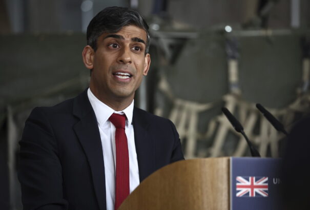 Minden eddiginél nagyobb katonai segélyt nyújt a brit kormány Ukrajnának