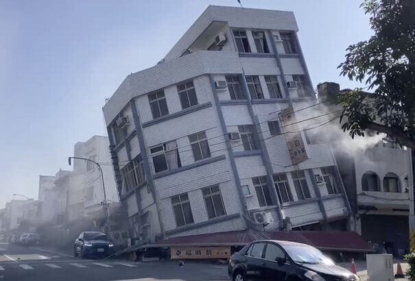 Erős földrengés rázta meg Tajvant: többen meghaltak, zajlanak a mentési munkálatok