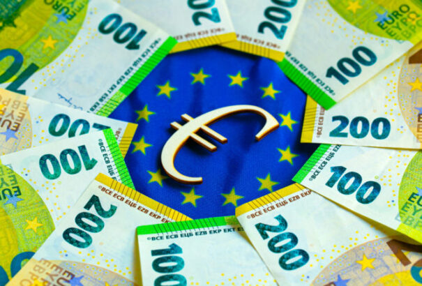 A szlovákok gazdagabbak az EU-ban töltött 20 év után. Minden egyes lakos után több ezer eurót kaptunk a csatlakozás óta