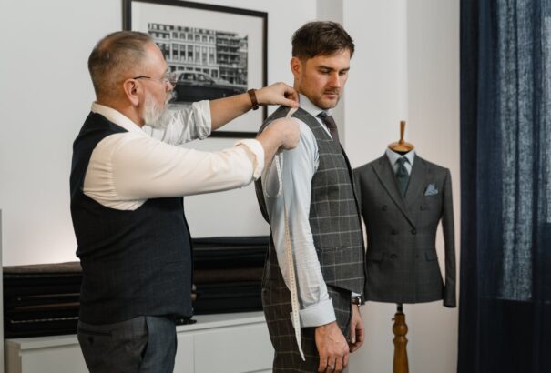 Tanácsok az egyedi esküvői öltöny készíttetéséhez