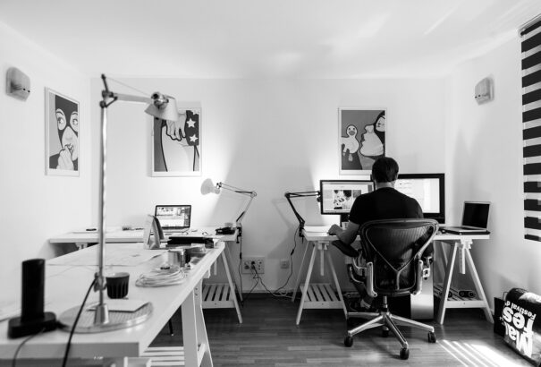 Már csökkenőben van az otthonról dolgozók száma