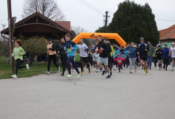 Csicsón folytatódik a Csiliz Menti Lángfutás