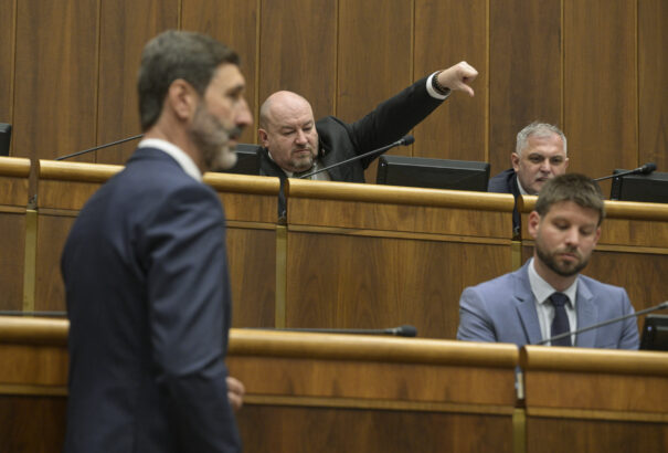 A parlament nem szavazta meg a genderideológiát korlátozó törvényt