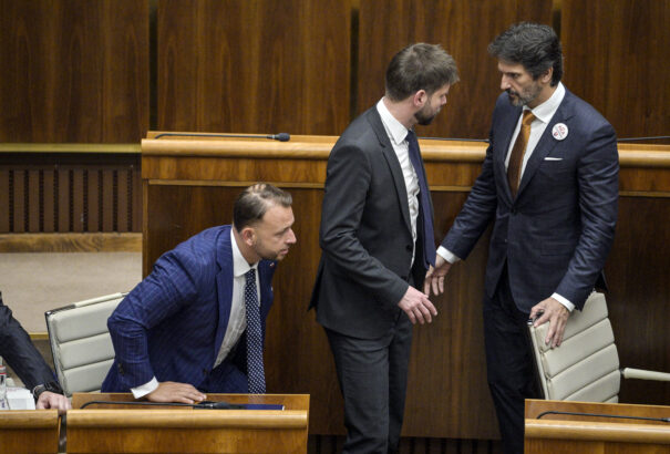 AKO-felmérés: Májusban a Smer nyerte volna a parlamenti választásokat